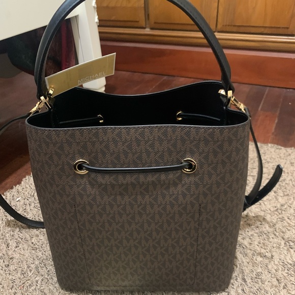 Michael Kors brown tote bag - Picture 5 of 7